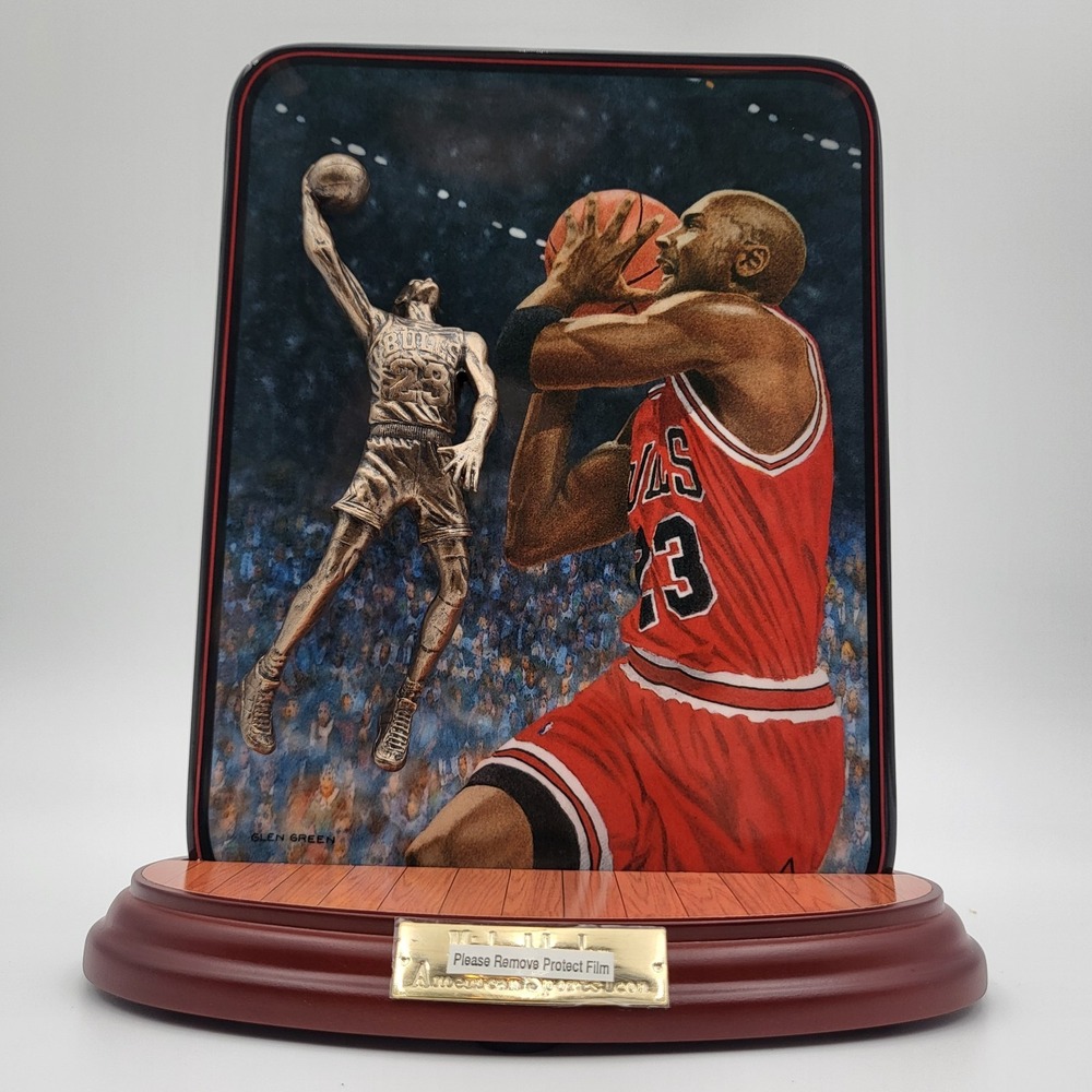 Michael Jordan American Sports Icon Upper Deck 4th Issue Collector Plate NEWOPEN